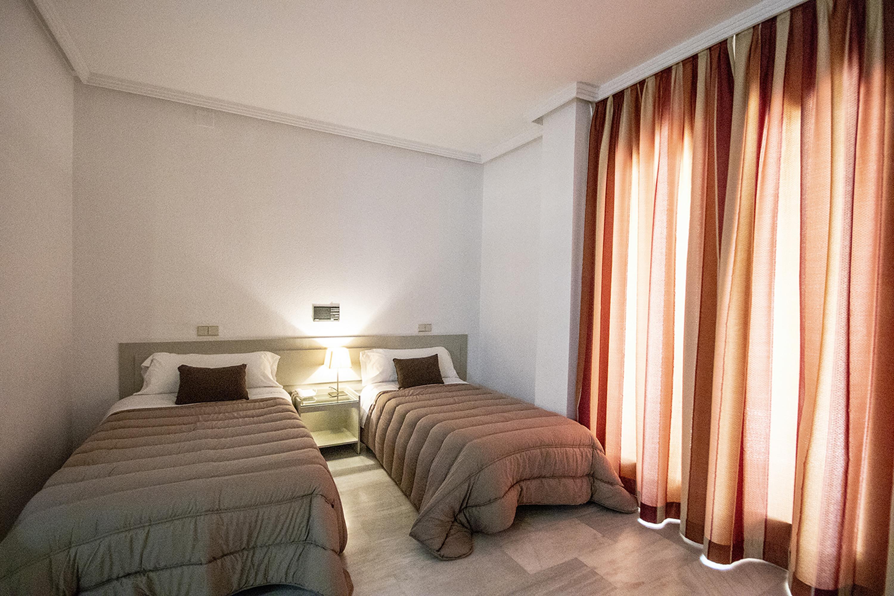 Hospedium Hotel Apartamentos Simon Verde Mairena del Aljarafe Eksteriør bilde